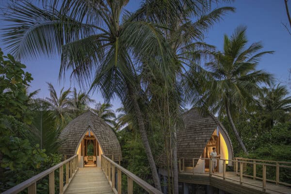 Emerald Faarufushi Resort & Spa