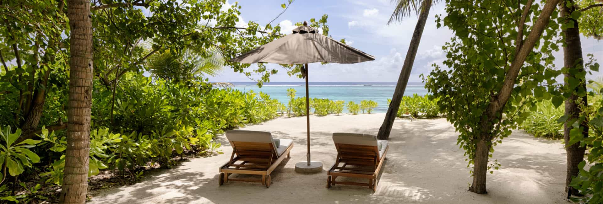 Six Senses Kanuhura- Beach-Villa