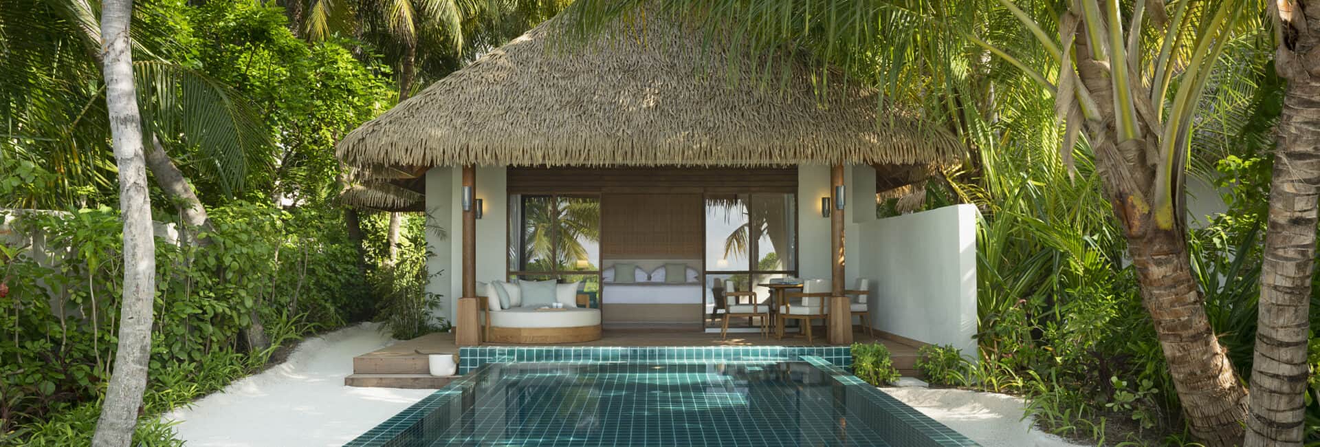 Huvafen Fushi - deluxe beach bungalow with a private pool