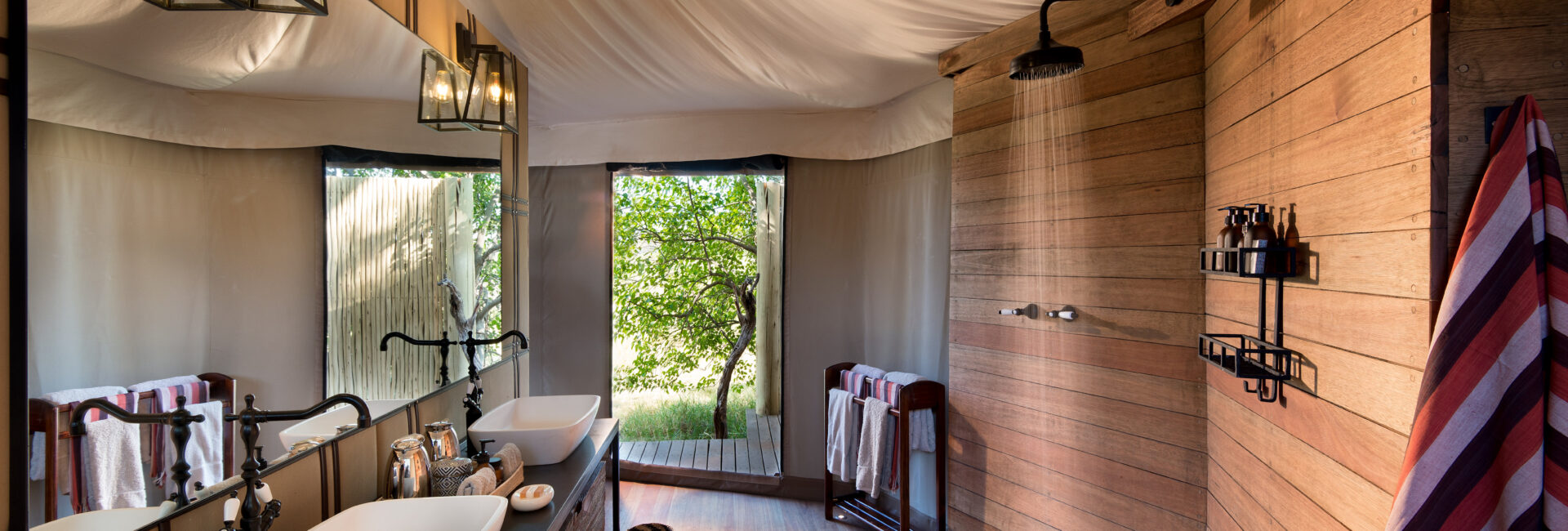 Botswana-Nxabega-Okavango-Tented-Camp-Tent-bathroom