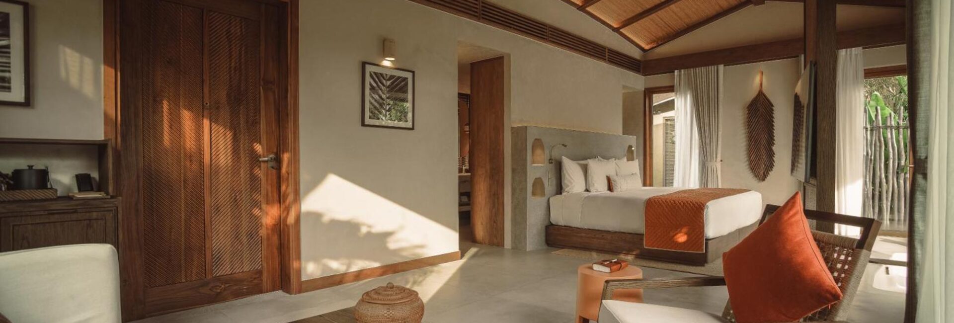 Namia River Retreat/ Nipa Pool Villa living area